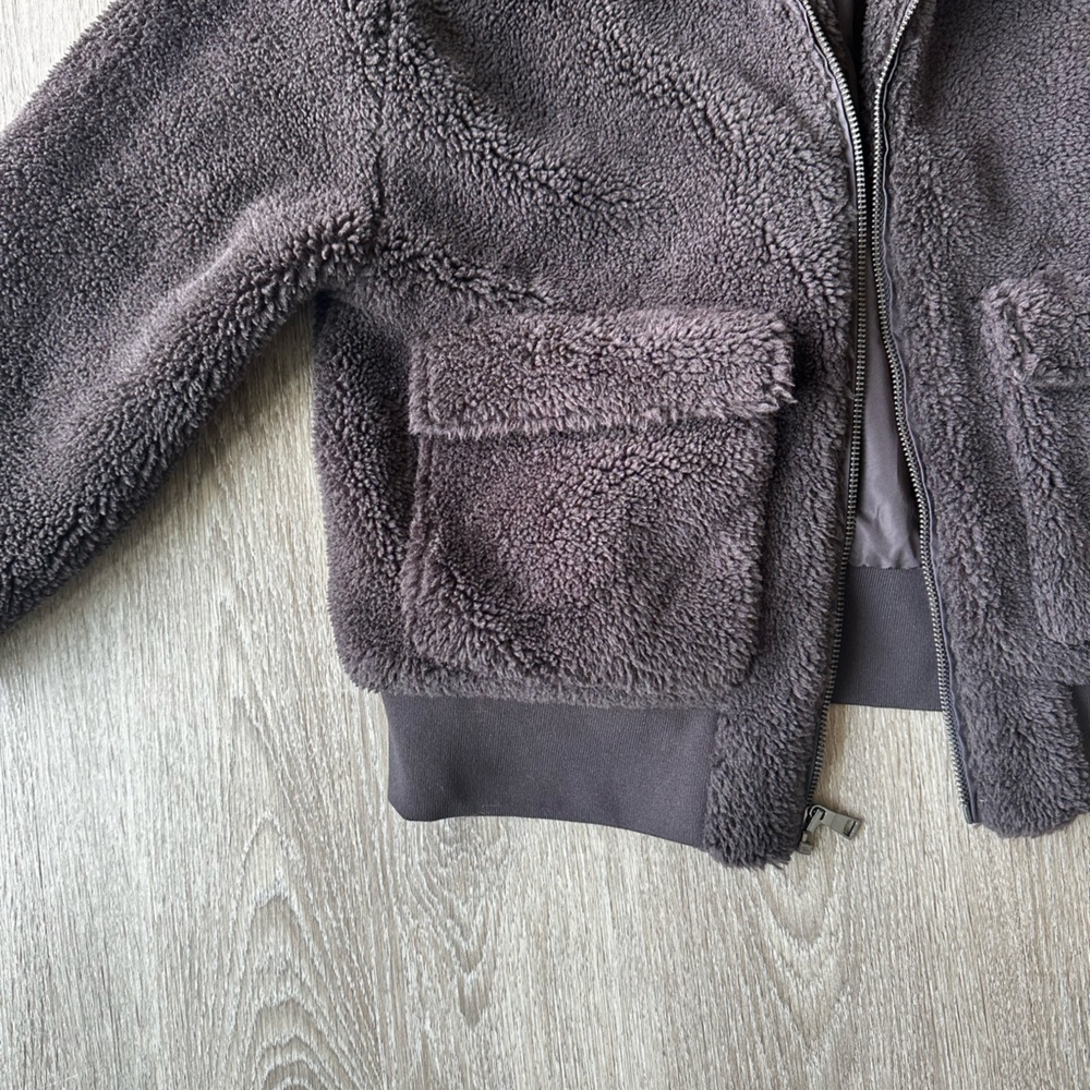 Teddy Jacket - Picture 2 of 4